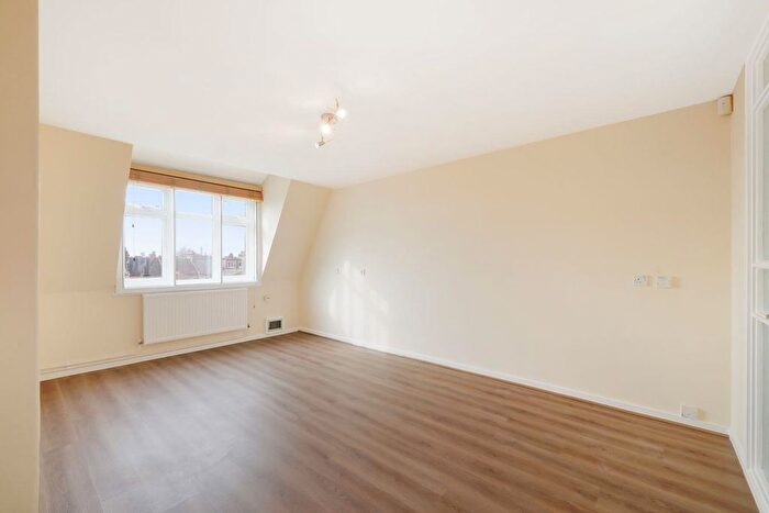 1 Bedroom Flat To Rent In Griffin Close, London, NW10