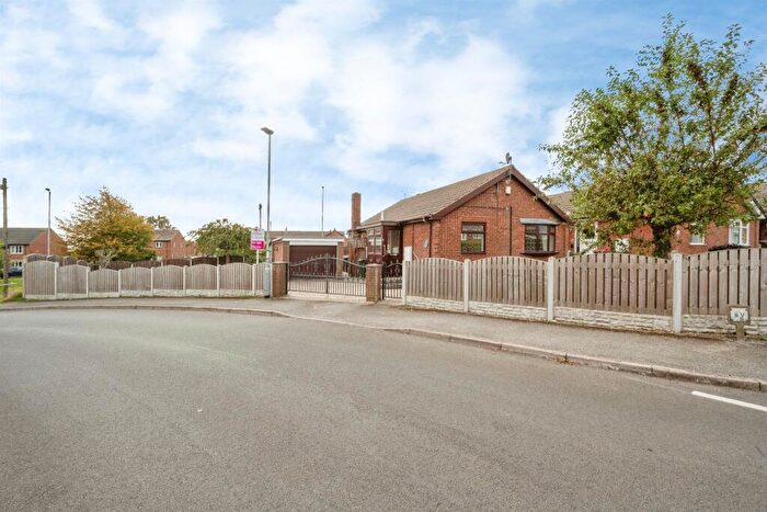2 Bedroom Detached Bungalow For Sale In Lumley Close, Maltby, Rotherham, S66