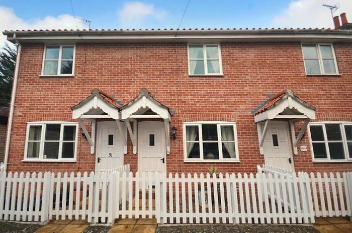 2 Bedroom Terraced House To Rent In Lower Street, Salhouse NR13