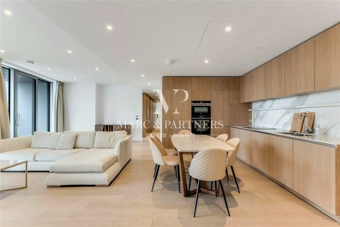 2 Bedroom Apartment To Rent In Park Drive, Canary Wharf, London, E14