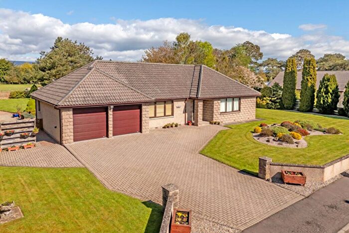 4 Bedroom Detached Bungalow For Sale In Church Road, Luthermuir, Laurencekirk, AB30