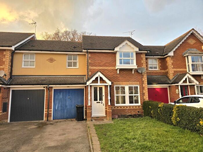 3 Bedroom Terraced House To Rent In Verbena Close, Winnersh, RG41