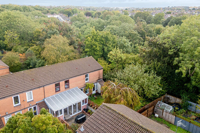 3 Bedroom End Of Terrace House For Sale In Clover Ground, Bristol, BS9