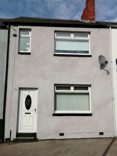 3 Bedroom Terraced House To Rent In Adolphus Place, Gilesgate, DH1