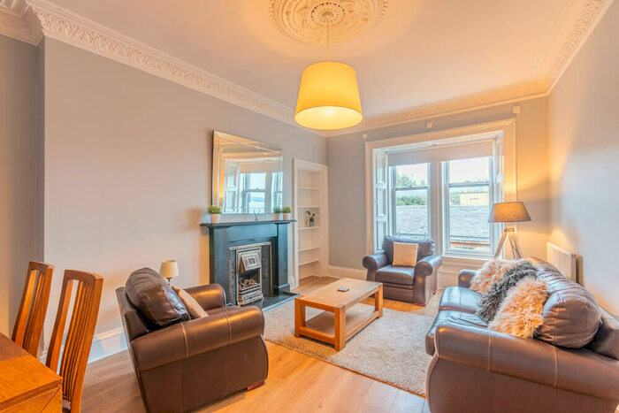 2 Bedroom Flat To Rent In L &#; Trinity Crescent, Edinburgh, EH5