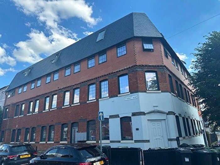 1 Bedroom Flat To Rent In Stanley Road, Wellingborough, NN8