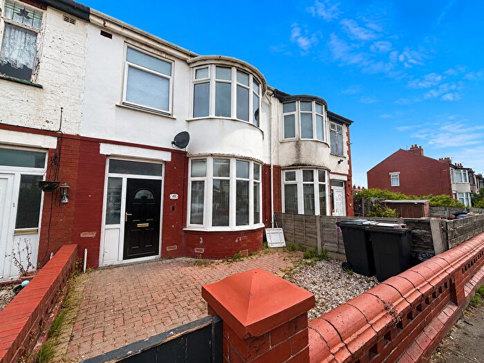 3 Bedroom Terraced House For Sale In Lyndhurst Avenue, South Shore, FY4