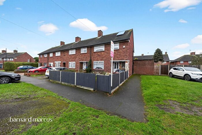 3 Bedroom End Terrace House For Sale In Wigley Road, Feltham, TW13
