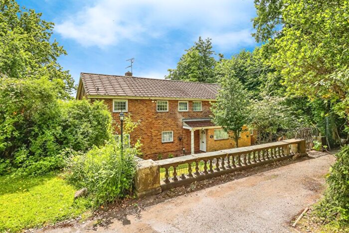 4 Bedroom Detached House For Sale In Alexandra Park, Nottingham, NG3
