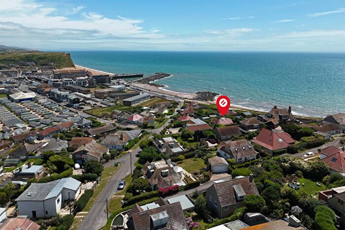 4 Bedroom Detached House For Sale In West Bay, DT6