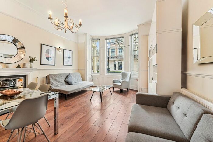 2 Bedroom Flat To Rent In Trebovir Road, Earls Court, SW5