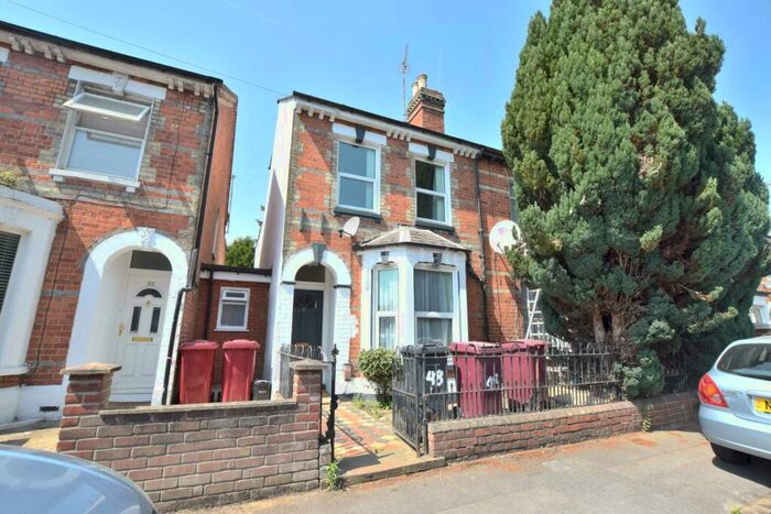 6 Bedroom Terraced House To Rent In Donnington Road, Reading, RG1
