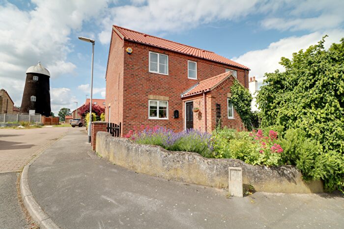 4 Bedroom Detached House For Sale In Old Chapel Court, Waddingham, Lincolnshire, DN21