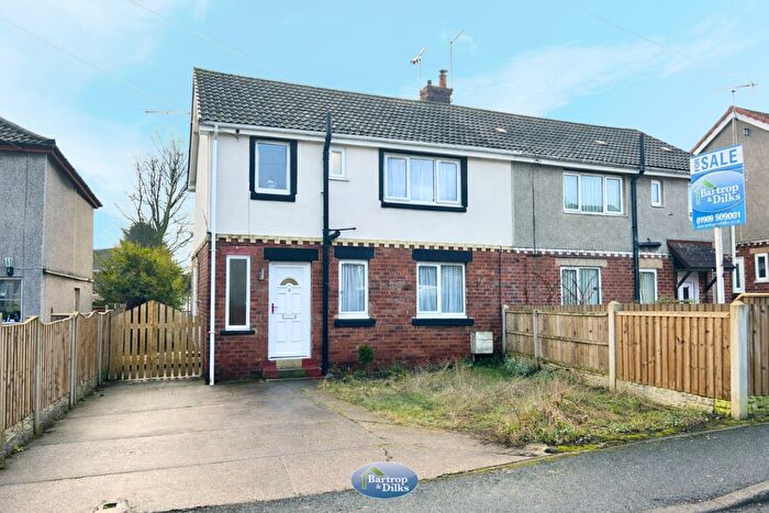3 Bedroom Semi-Detached House For Sale In Wood Avenue, Creswell, Worksop, S80