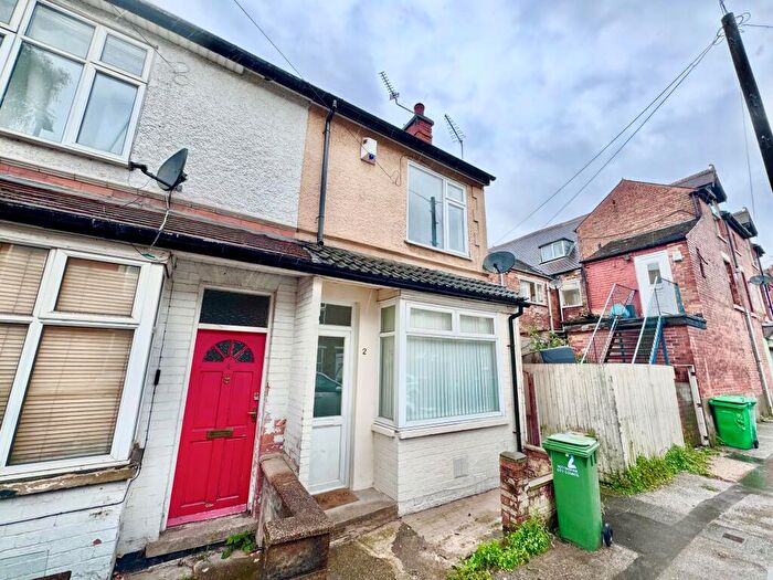 2 Bedroom Terraced House To Rent In Kimberley Street, NG2