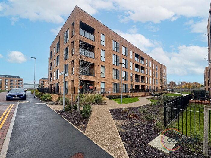 2 Bedroom Flat For Sale In Ambrose Court, Windstar Drive, South Ockendon, RM15