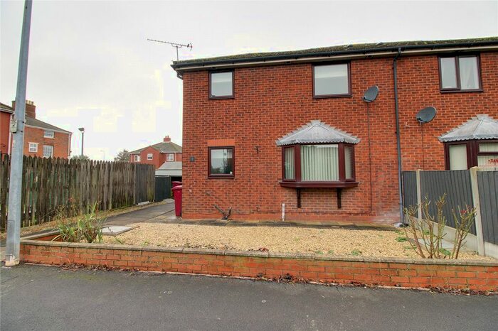 2 Bedroom End Of Terrace House To Rent In Waters Edge, Scawby Brook, Brigg, North Lincolnshire, DN20
