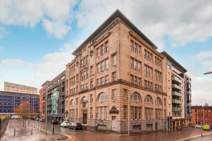 3 Bedroom Flat To Rent In College Street, Glasgow, G1