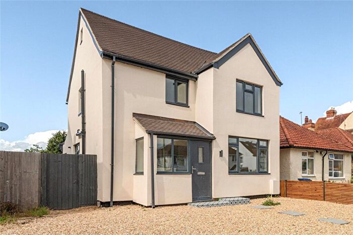 4 Bedroom Detached House For Sale In Hawthorn Avenue, Headington, Oxford, OX3