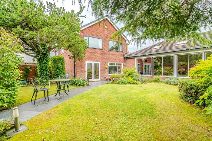 4 Bedroom Detached House For Sale In Bank Lane, Melling, L31