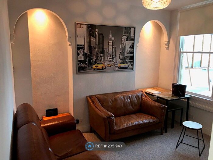 5 Bedroom Terraced House To Rent In Cynthia Road, Bath, BA2