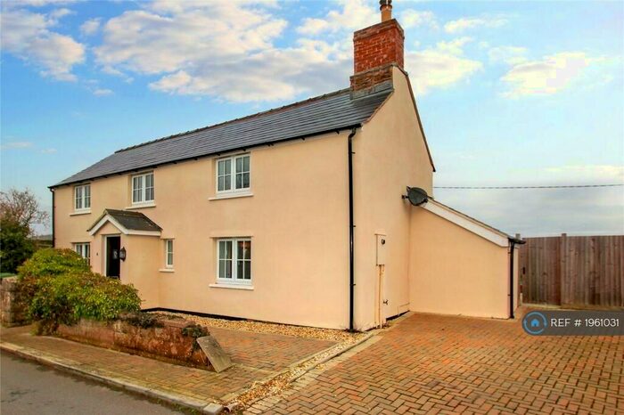 3 Bedroom Semi-Detached House To Rent In The Cottages, Ross-On-Wye, HR9