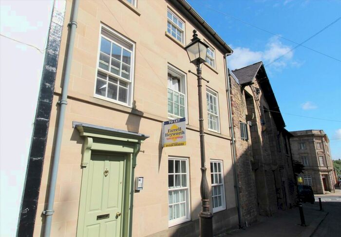 2 Bedroom Flat To Rent In Castle Hill, Lancaster, LA1