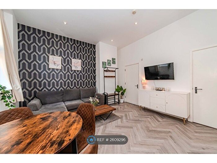 1 Bedroom Flat To Rent In Osmond Road, Hove, BN3