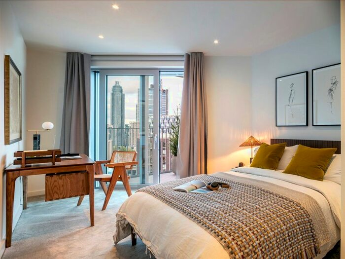 2 Bedroom Property To Rent In Nine Elms Lane, London, SW11