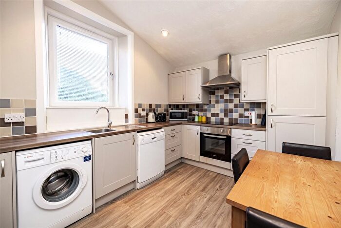 1 Bedroom Flat To Rent In First Floor, Hardgate, Aberdeen, AB10