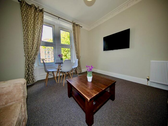 2 Bedroom Flat To Rent In Pitkerro Road, Dundee, DD4