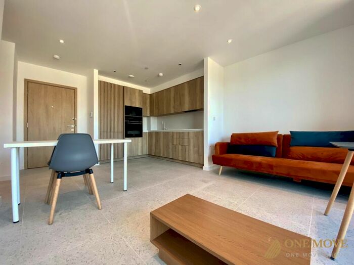 1 Bedroom Flat To Rent In Georgette Apartments, The Silk District, E1