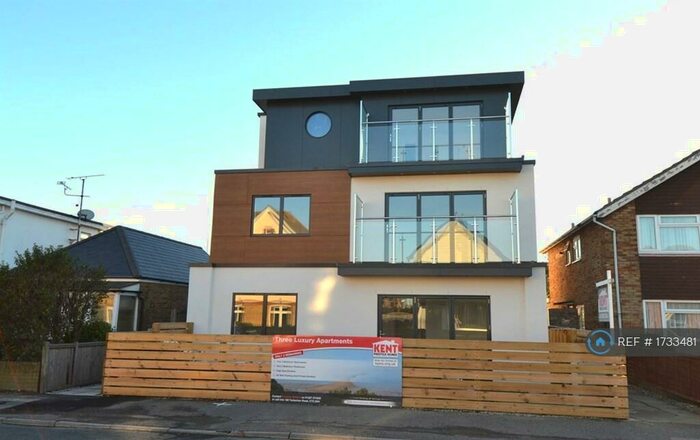 2 Bedroom Penthouse To Rent In Tankerton Road, Whitstable, CT5