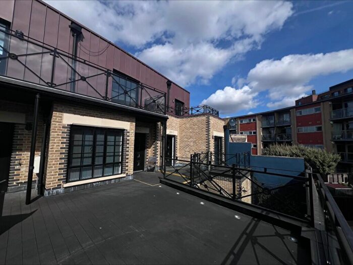 1 Bedroom Apartment To Rent In Treadwell Walk, London, E3