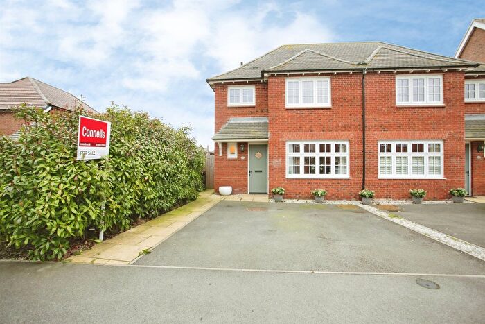 3 Bedroom Semi Detached House For Sale In Near Birch Road, Houlton, Rugby, CV23