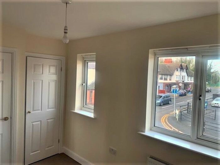 Semi-Detached House To Rent In Trench Road, Telford, Shropshire TF2