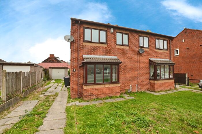 3 Bedroom Semi-Detached House For Sale In Park Lane, Sheffield, S25