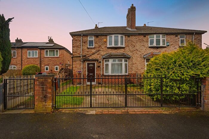 3 Bedroom Semi Detached House For Sale In Edenfield Avenue, Chorlton, Manchester, M21