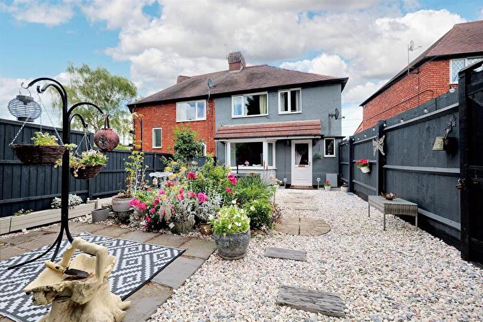 3 Bedroom End Of Terrace House For Sale In Ransome Road, Gun Hill, CV7
