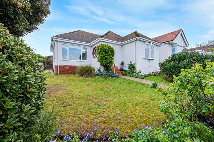 2 Bedroom Detached House For Sale In Heathfield Avenue, Saltdean, BN2