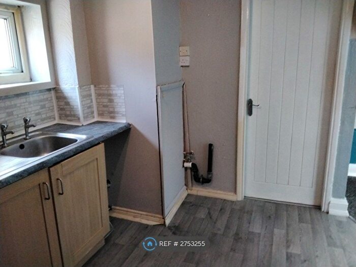 1 Bedroom Flat To Rent In North St, Bridlington, YO15