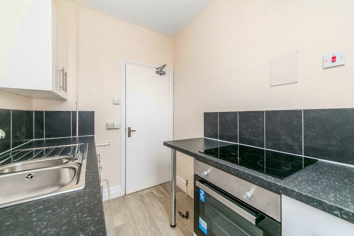 1 Bedroom Apartment To Rent In Brooks Hall Road, Ipswich, IP1