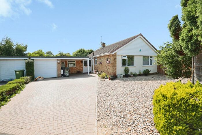 4 Bedroom Detached Bungalow For Sale In Burdett Drive, Walters Ash, High Wycombe, HP14