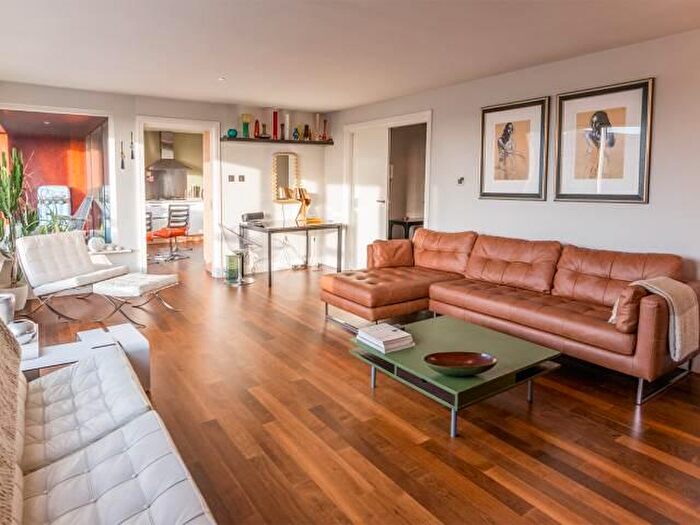 3 Bedroom Flat To Rent In Margaret Rose Avenue, Fairmilehead, Edinburgh, EH10