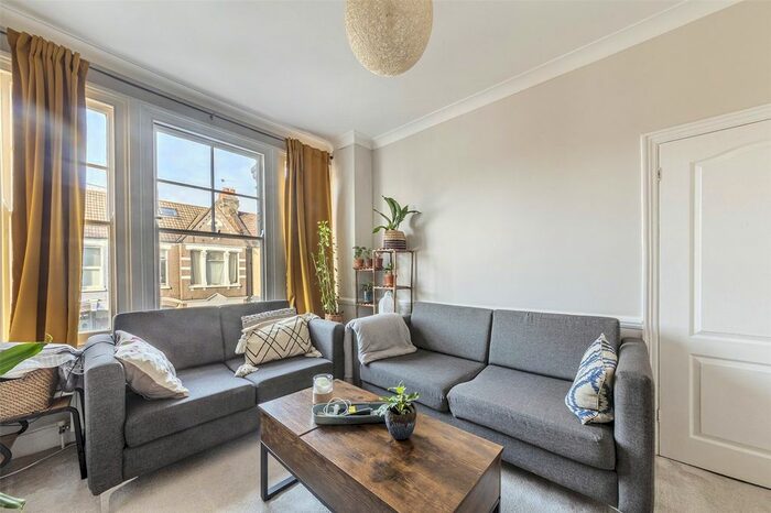 2 Bedroom Flat To Rent In Tynemouth Road, Mitcham, CR4