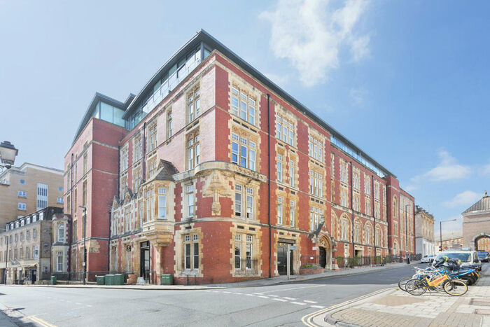 2 Bedroom Apartment To Rent In Unity Street, Bristol, BS1
