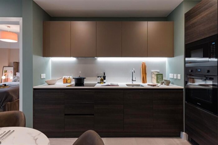 1 Bedroom Flat To Rent In Quarry Hill, Leeds, LS2