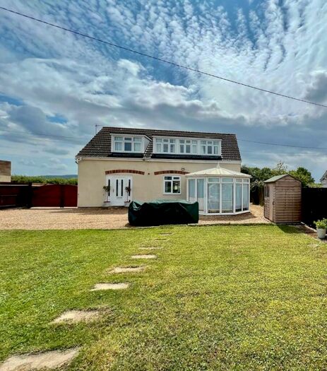 4 Bedroom Detached House For Sale In Elmcote Lane, Cambridge, Gloucester, GL2