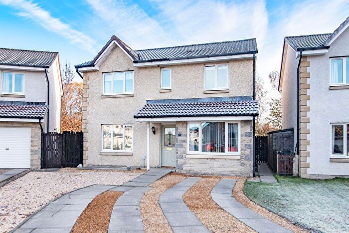 4 Bedroom Detached House For Sale In Moubray Gardens, Cambus, Alloa, FK10