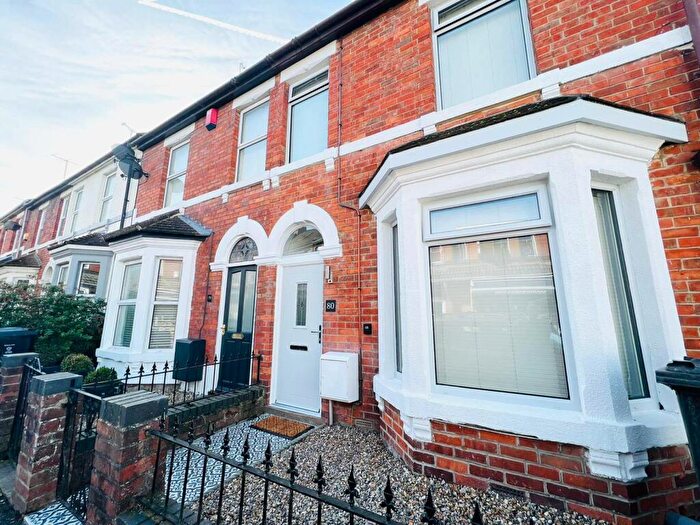 1 Bedroom Detached House To Rent In Kent Road, Swindon, SN1